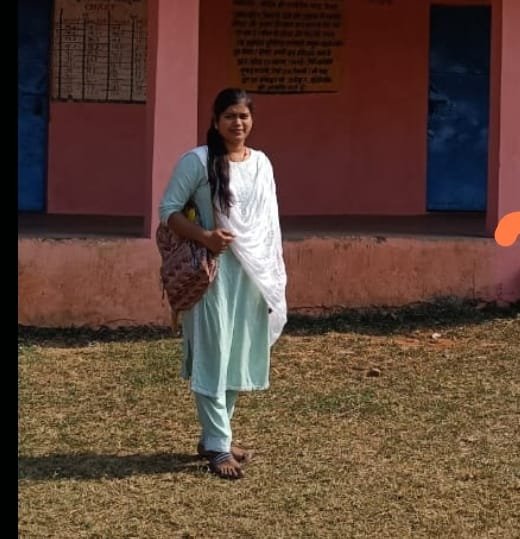 हिंदी समाचार | अधौरा प्रखंड के उच्च माध्यमिक विद्यालय बड़ाप की शिक्षिका प्रिया कुमारी का हार्ट अटैक से मौत