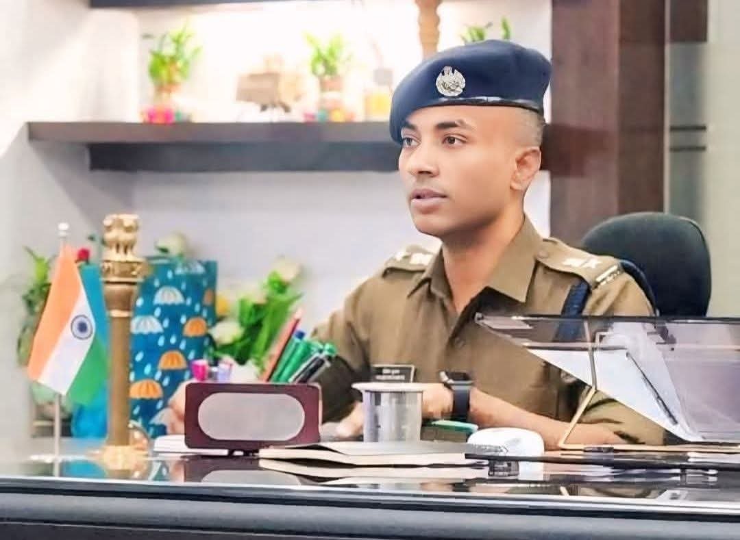 हिंदी समाचार | रोहतास एसपी रौशन कुमार हुए...