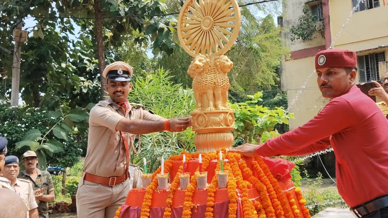 हिंदी समाचार |भगवानपुर थाना परिसर में...
