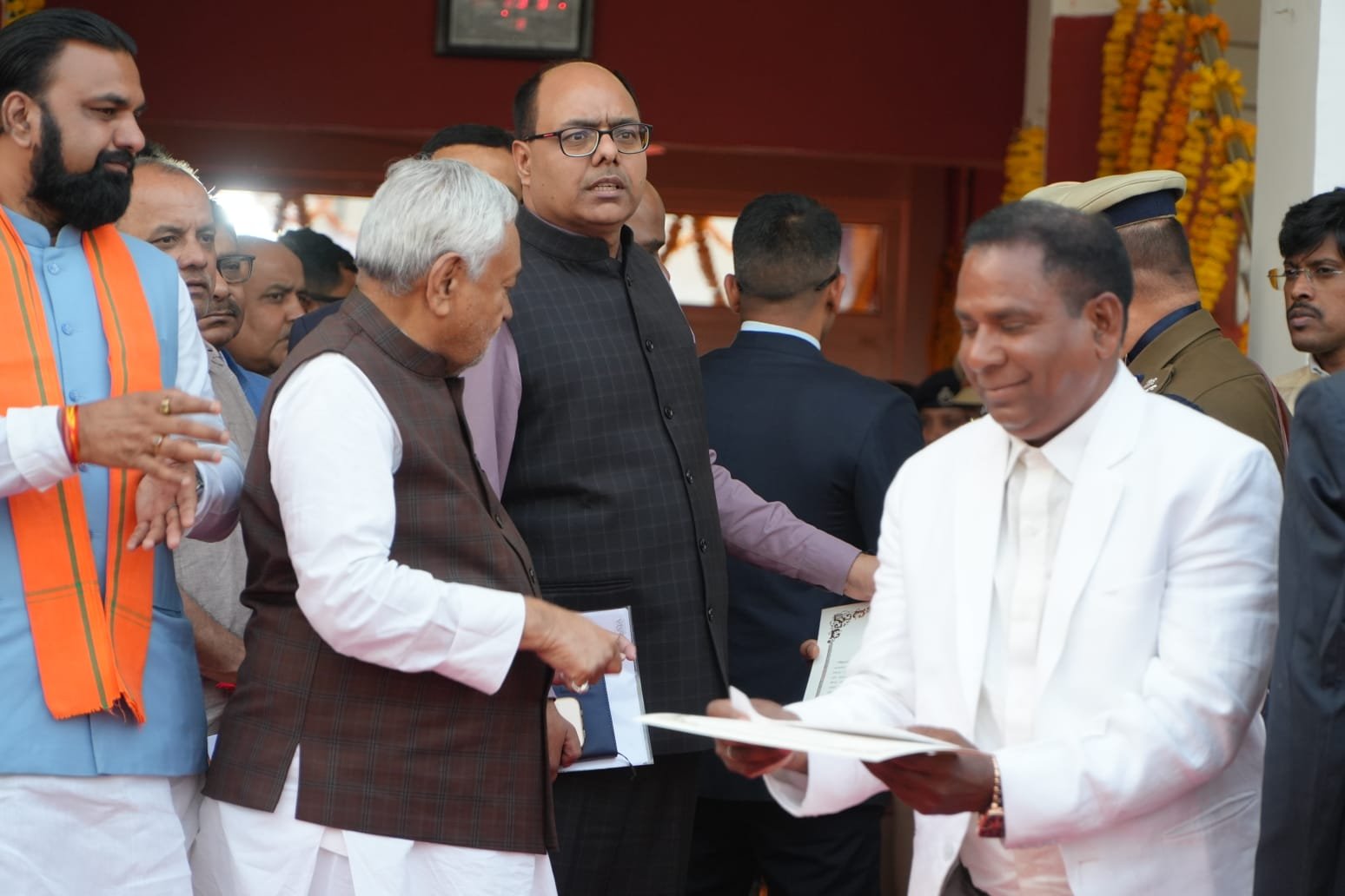 हिंदी समाचार | मुख्यमंत्री ने डेहरी के मो...