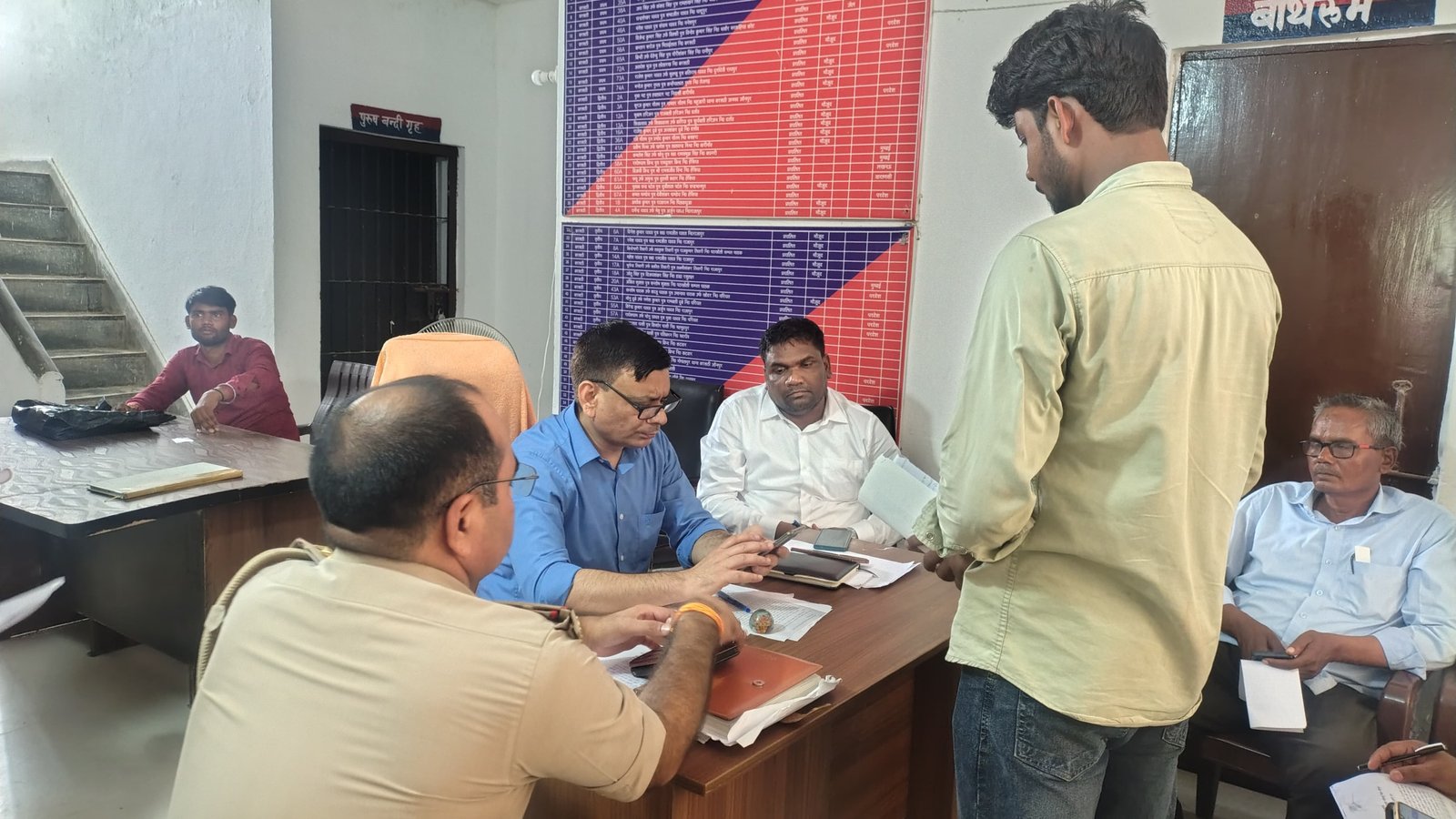 हिंदी समाचार | बरसठी समाधान दिवस में पहुंचे 23...