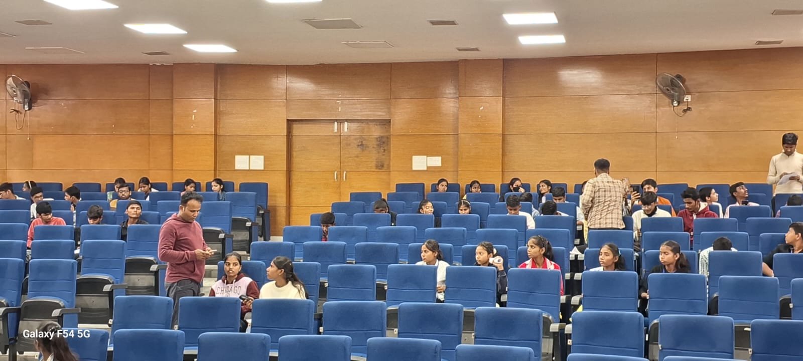 हिंदी समाचार | अभियंत्रण महाविद्यालय में...