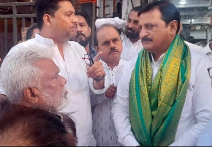 हिंदी समाचार | गद्दारों पर कार्रवाई करो,...