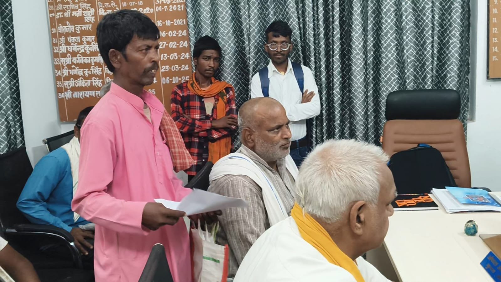 हिंदी समाचार | रहने के लिए जमीन नहीं, घर तक...