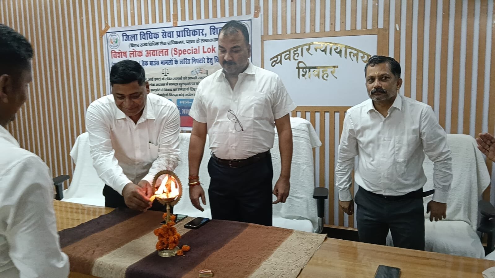 हिंदी समाचार |विशेष लोक अदालत में चेक बाउंस...